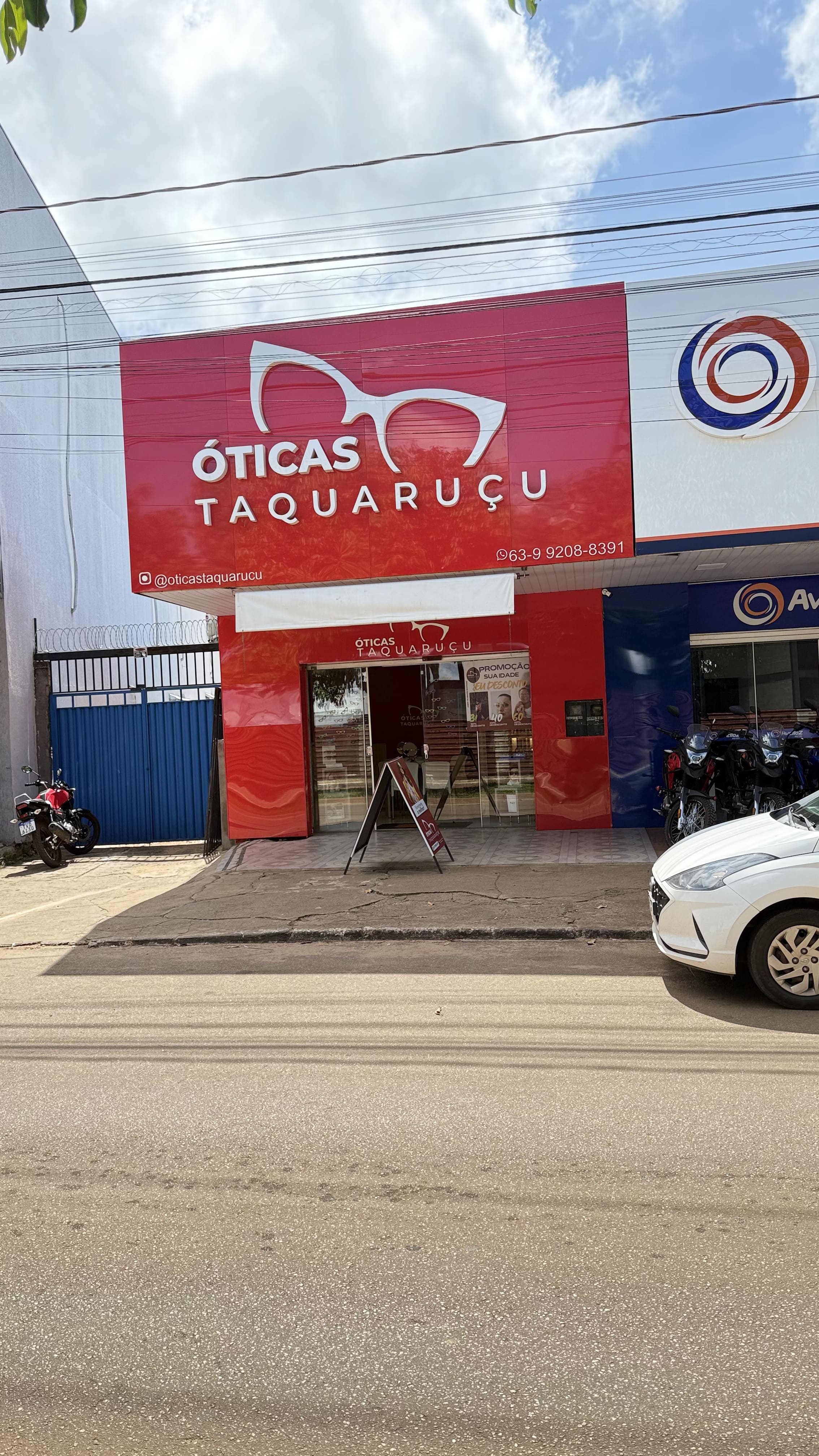 Interior da Óticas Taquaruçu